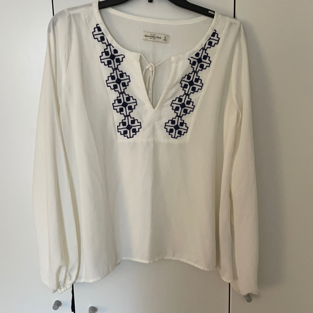 A & F peasant top